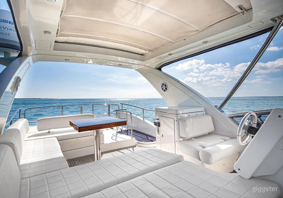Azimut 54′ Yacht - Spacious Italian Masterpiece Photo 3