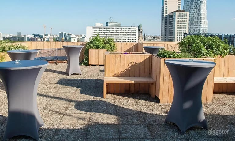  Terrasse sur le toit avec vue panoramique sur la ville 