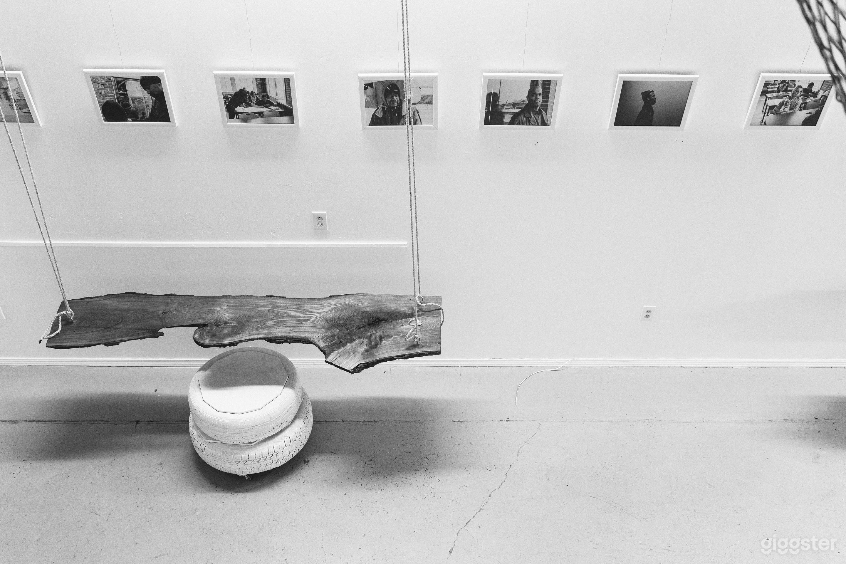 Creative All White Canvas Studio Photo 4