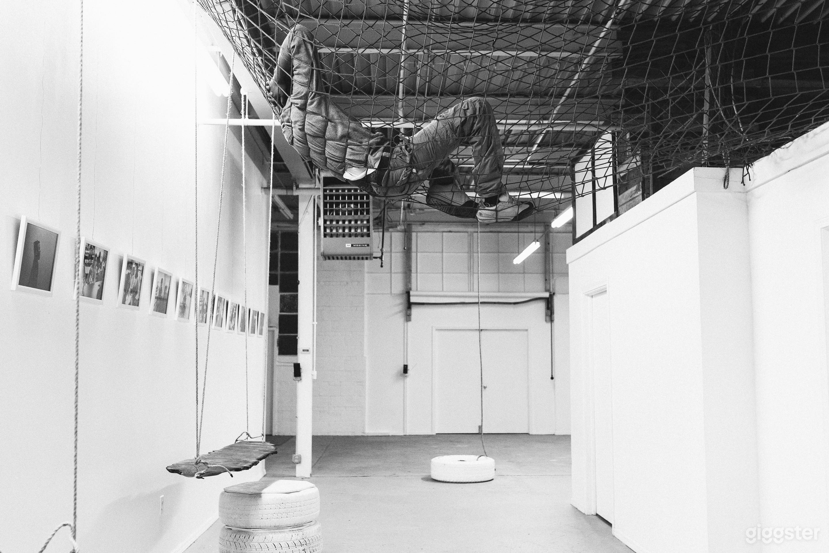 Creative All White Canvas Studio Photo 1