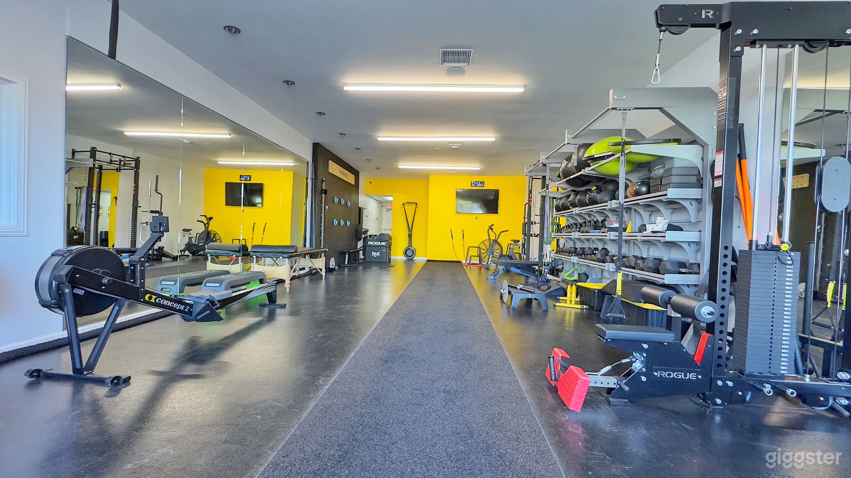 Boutique Fitness studio Photo 4