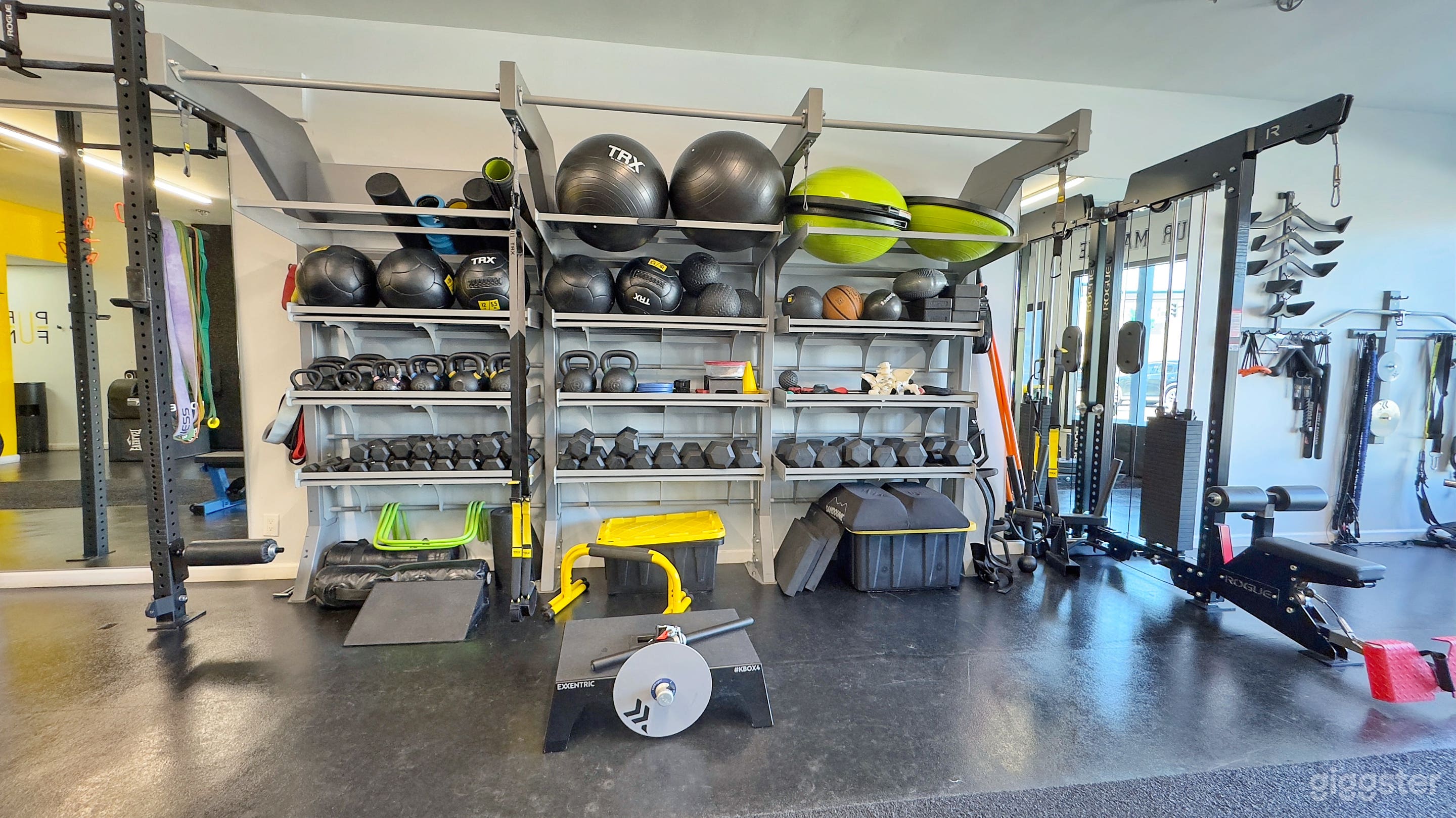 Boutique Fitness studio Photo 3