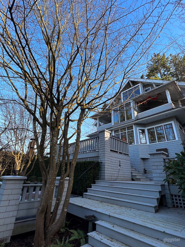  Heritage Mansion with sea, mountain and city skyline view 