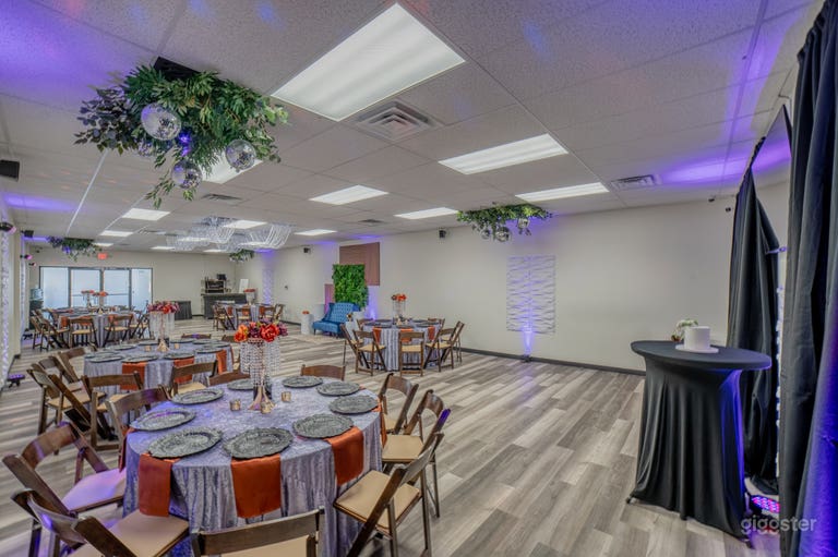  The Sky Room- Urban Meets Rustic Chic 