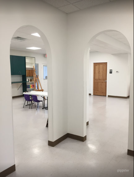 Fun and Colorful Art School in SW Austin Photo 4