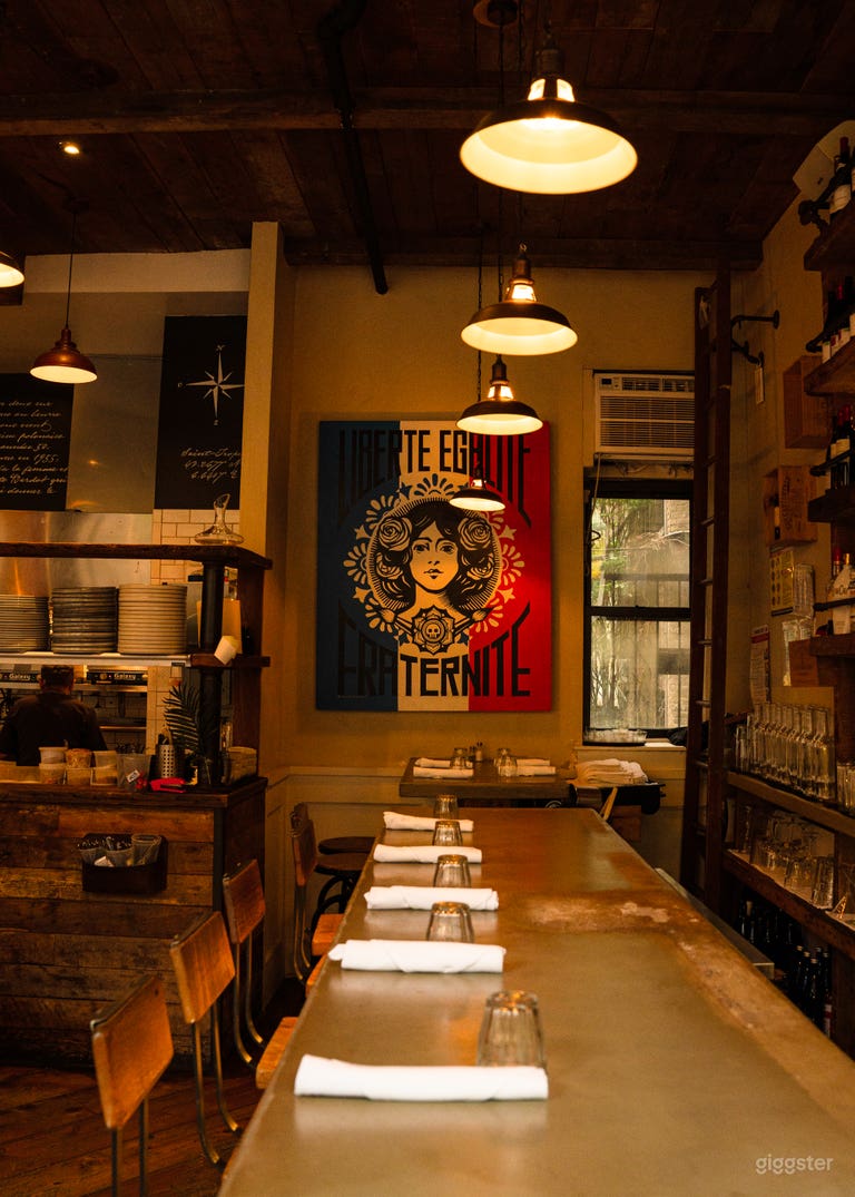  Beautiful French Wine Bar & Restaurant 