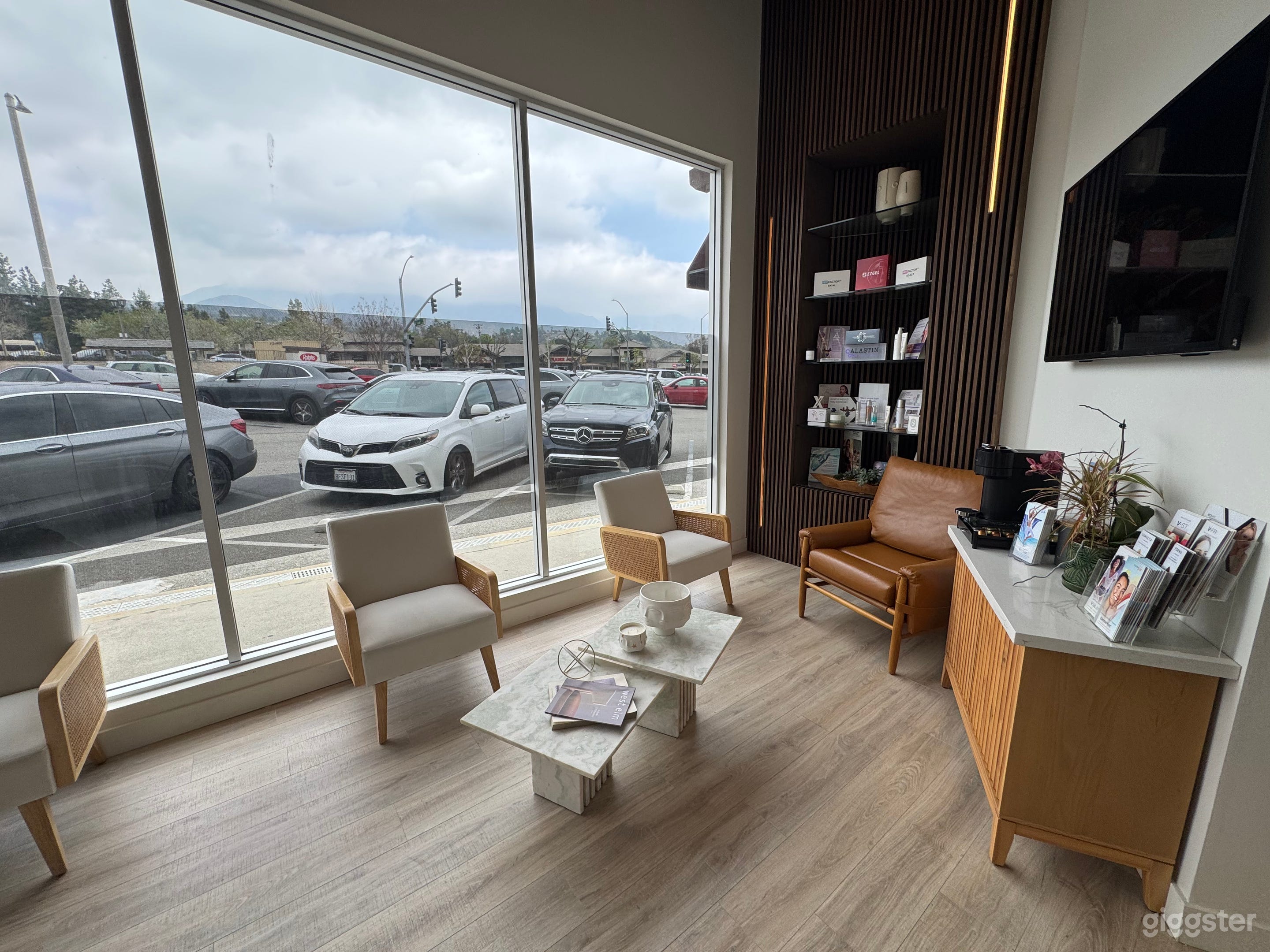 Luxury medical  doctor office Photo 2