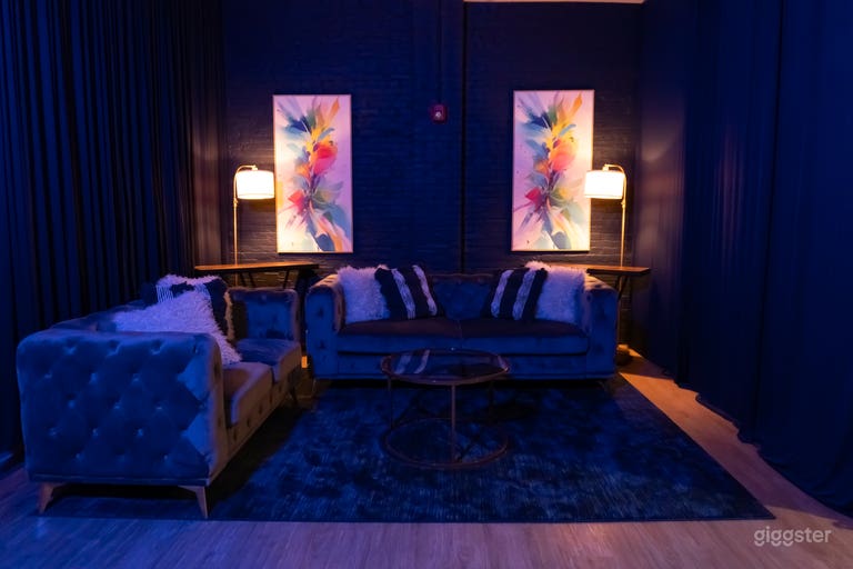  Moody Podcast & Interview Talk Show Set 