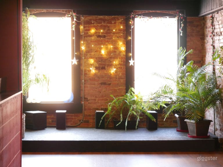  Espacio Chic para Filmaciones/Actuaciones/Proyecciones 