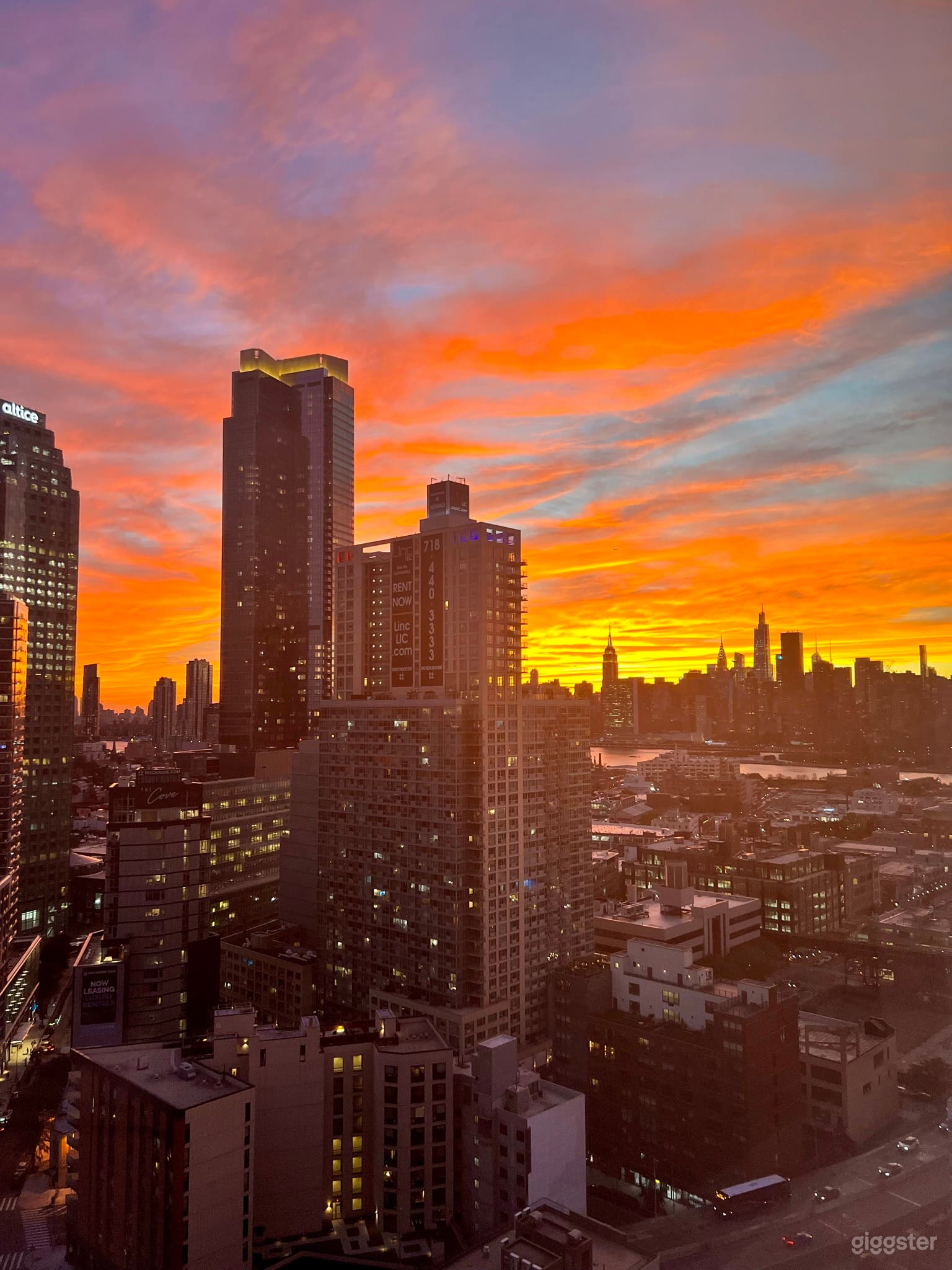 Long Island city large penthouse with City Views Photo 2