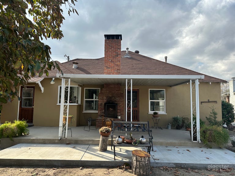  1940’s Ranchette Stables with Mid Century Decor 