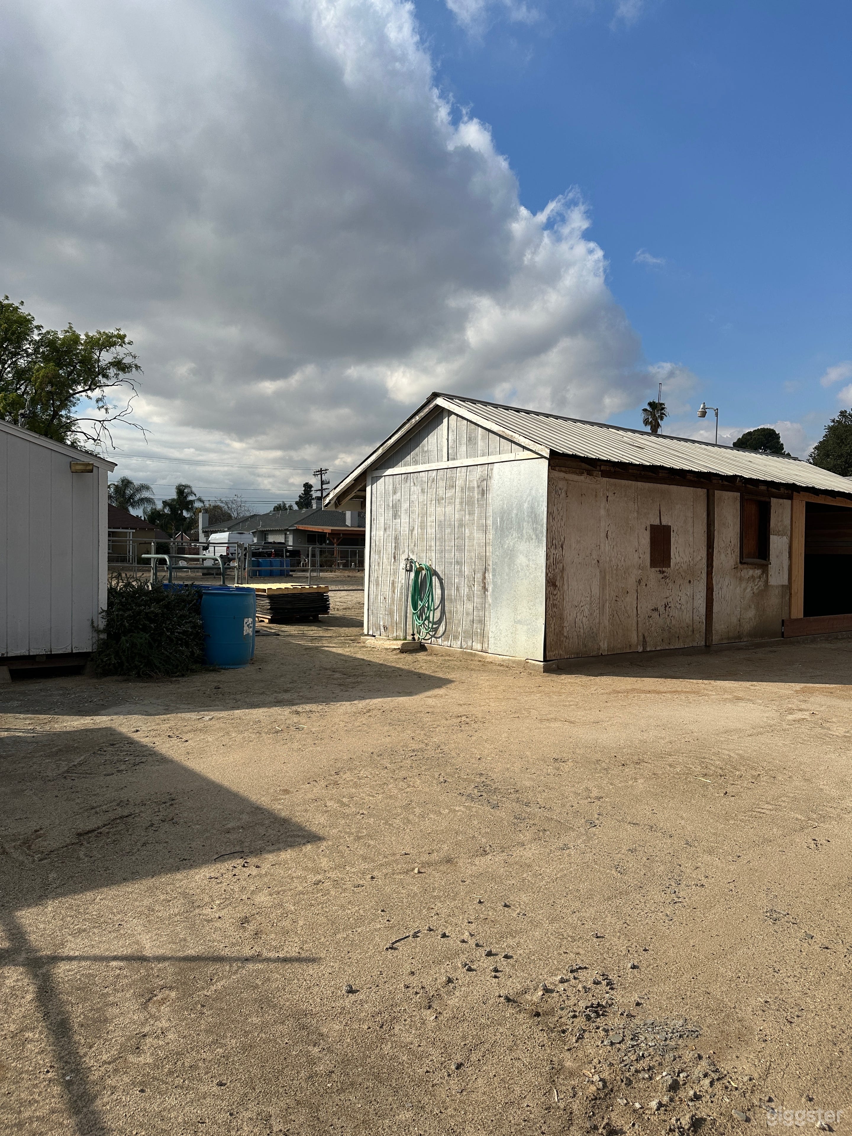 1940’s Ranchette Stables with Mid Century Decor Photo 2