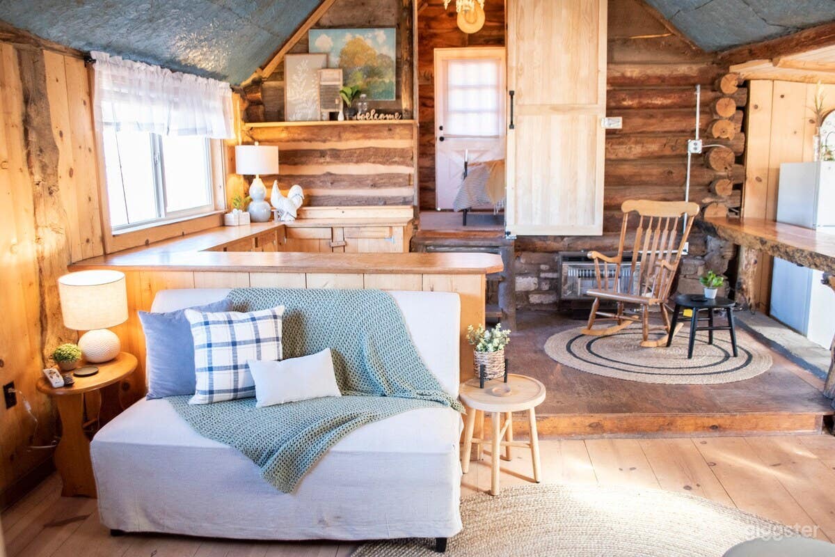 Historic Cabin for Productions Photo 3