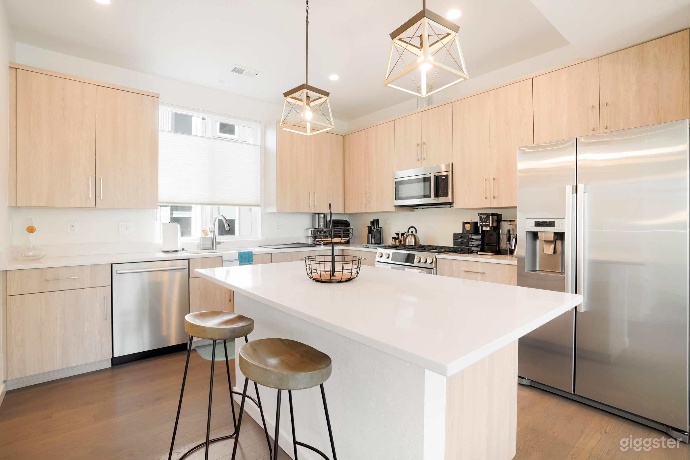 Denver Modern Townhome w/ Rooftop Views Photo 3