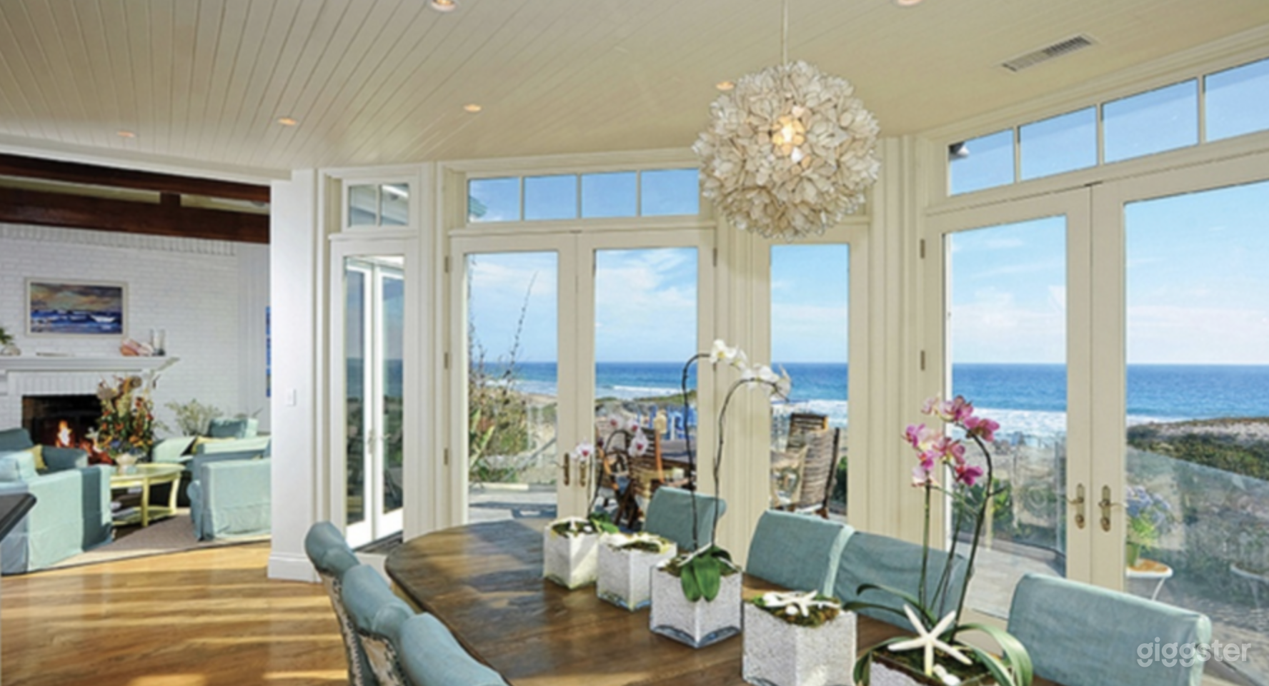 Cape Cod Beachfront House Photo 2