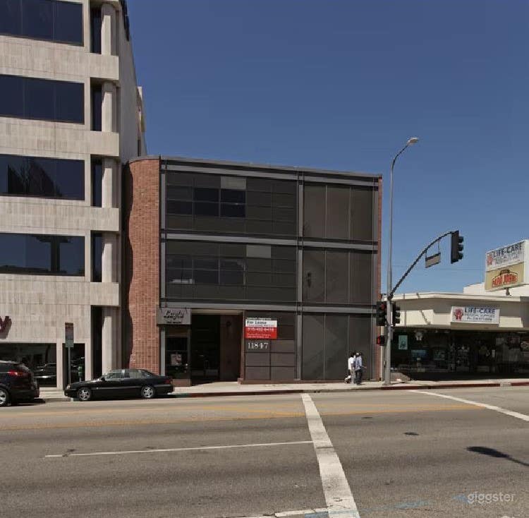 6500 SqFt. Surgical Center Photo 1