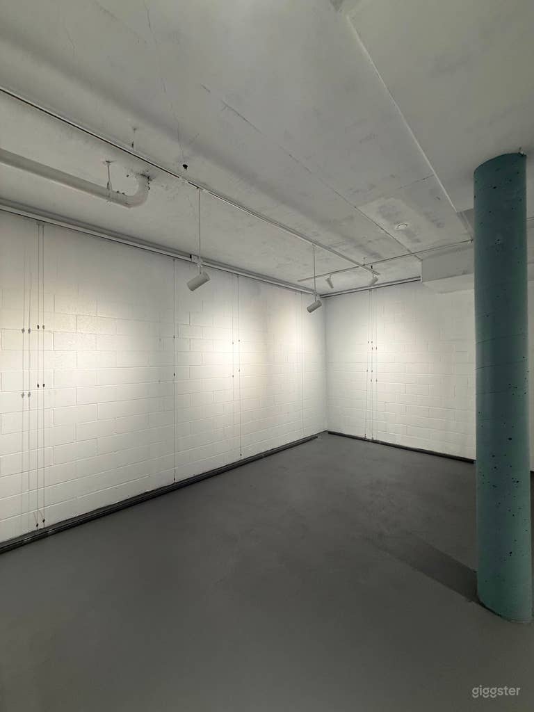  Galería Pop-Up / Espacio para Eventos - con Sistema de Cable 