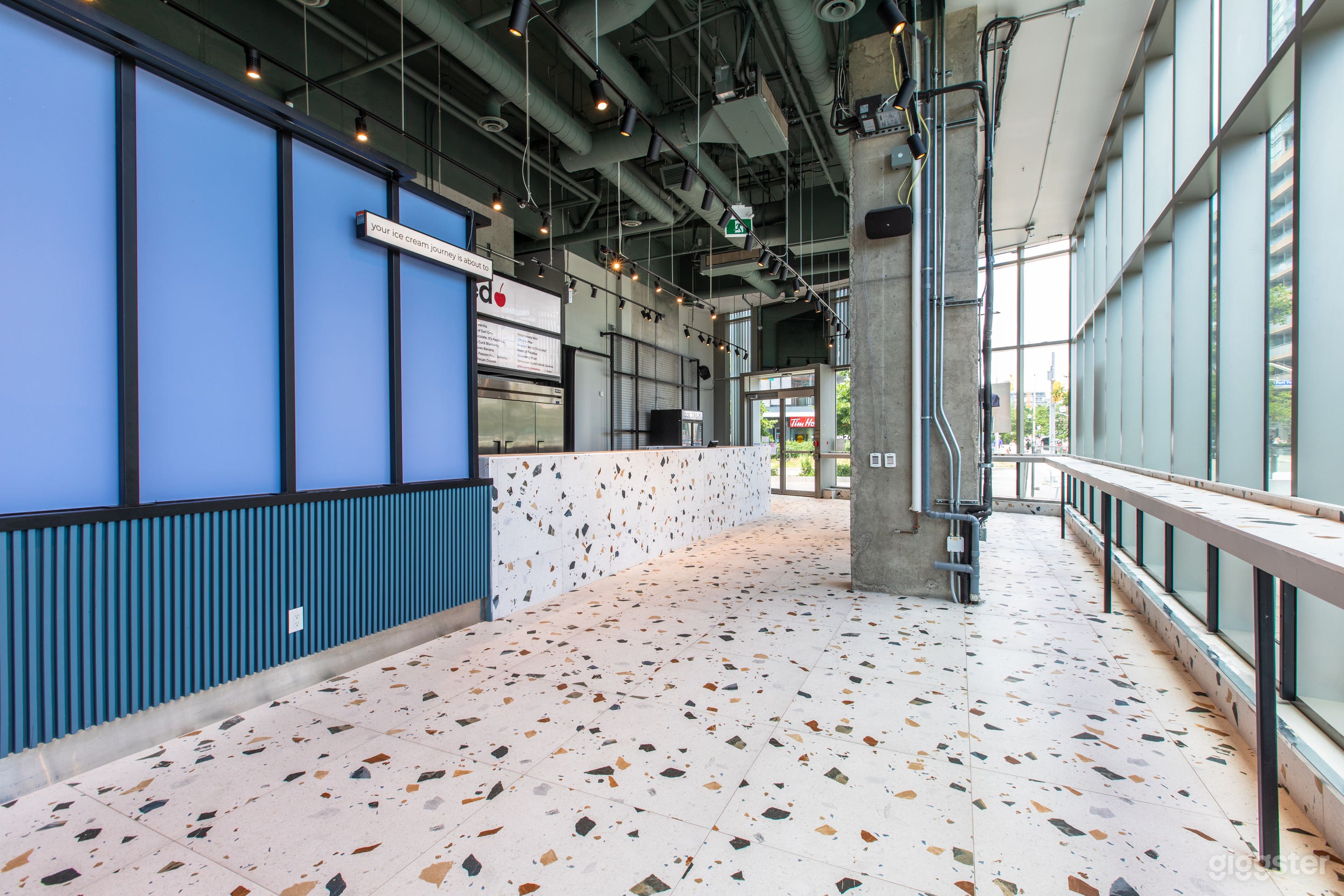 Unique Ice Cream Store  Photo 1