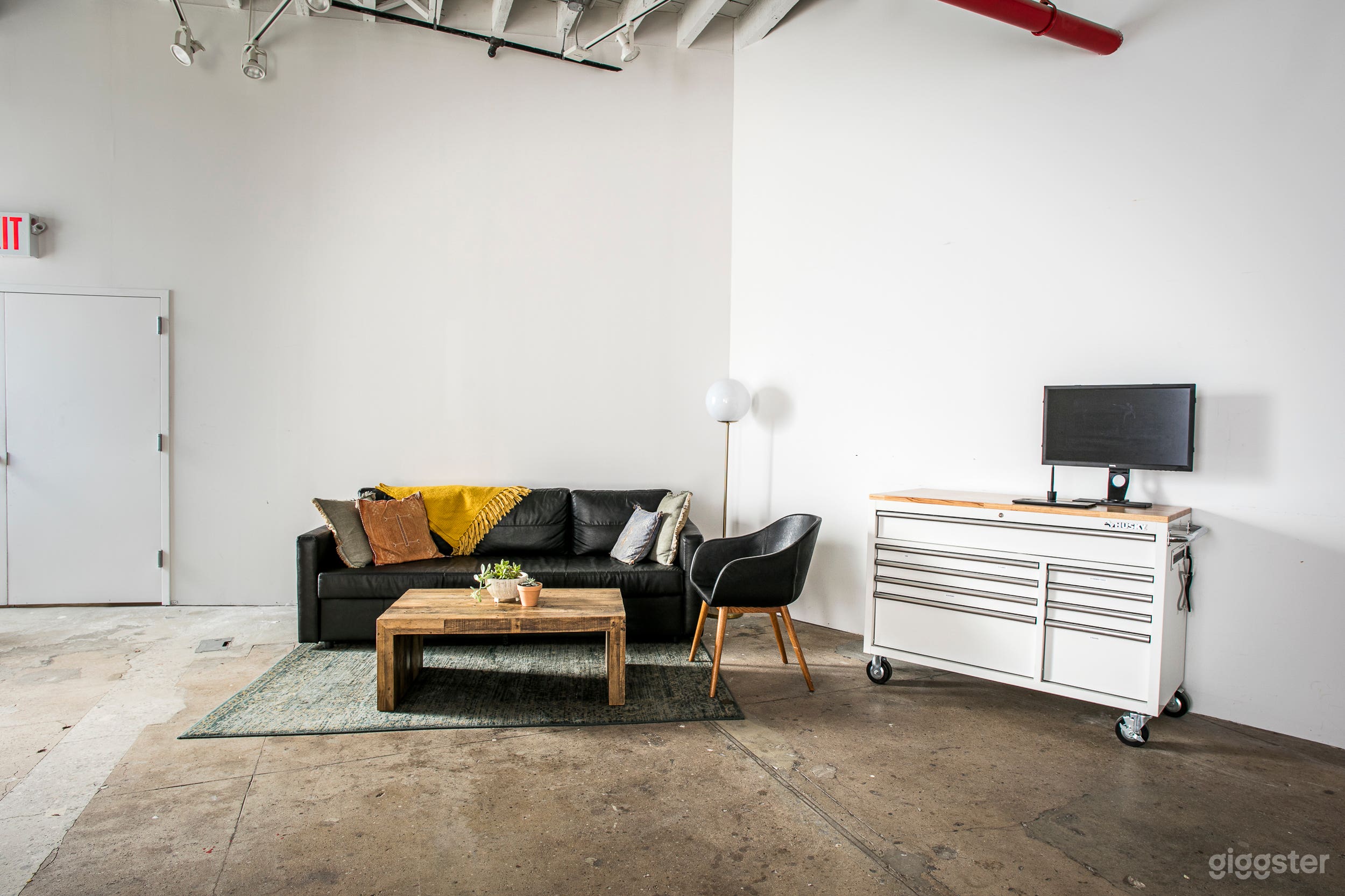 FLEX Studio Space to Host, Work, and Create Photo 1