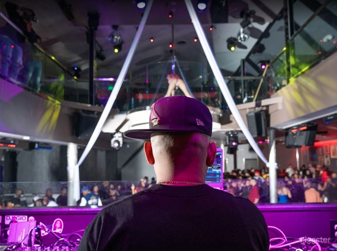 Vanity San Francisco Photo 1