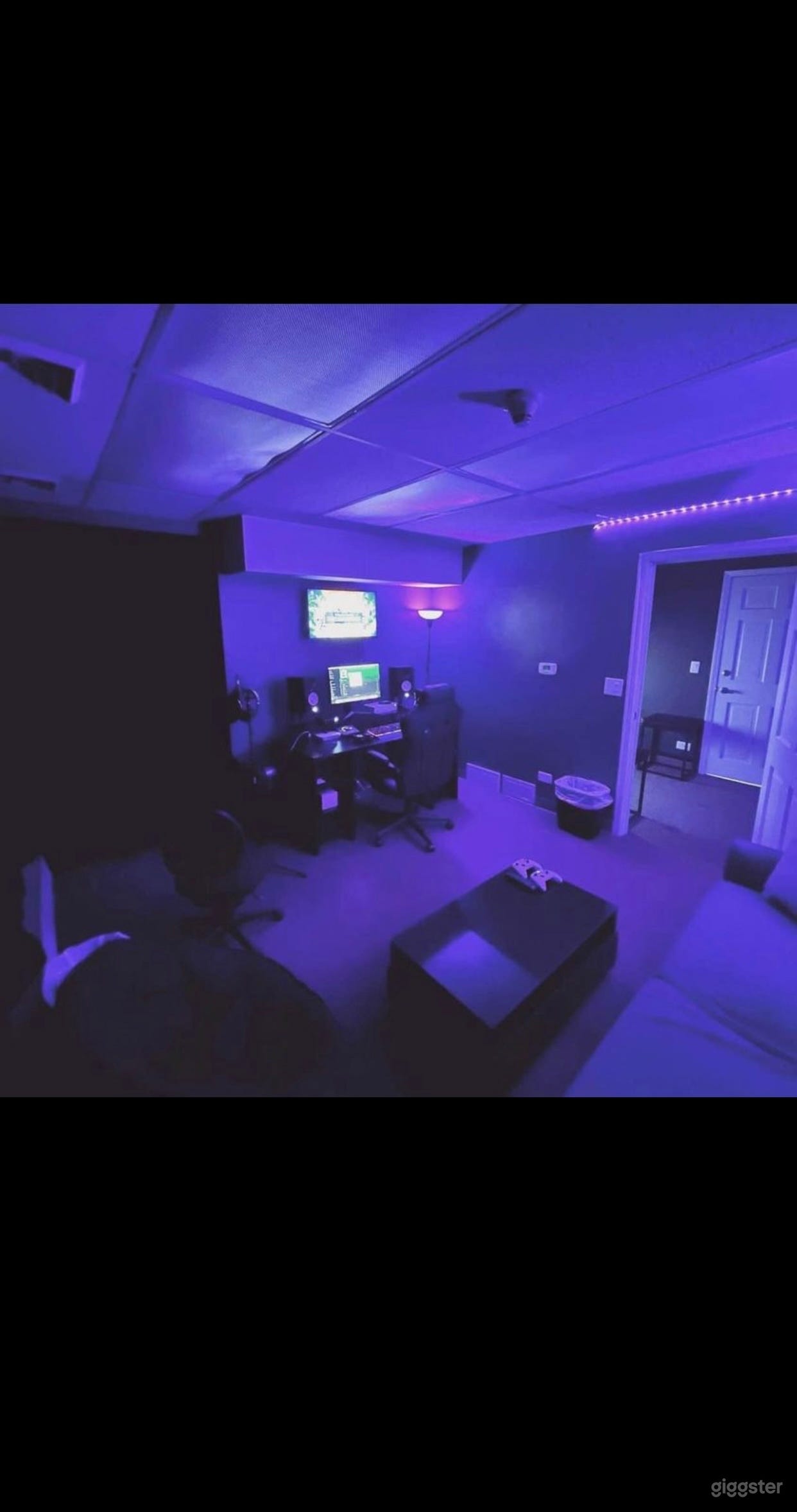 Modern Upscale Recording Studio, Hinsdale IL Photo 3