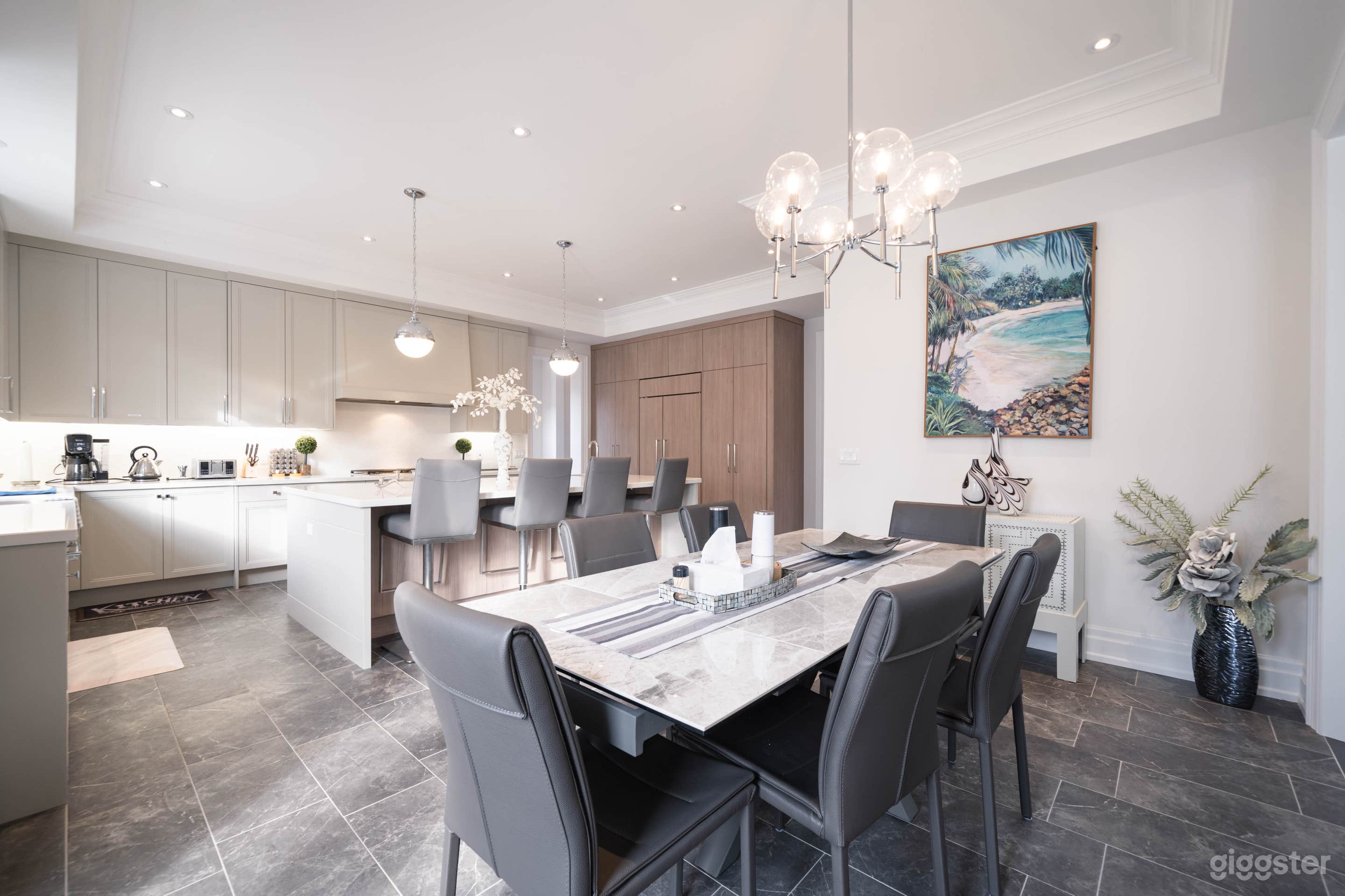 The Ultimate Filming Destination in South Oakville Photo 4