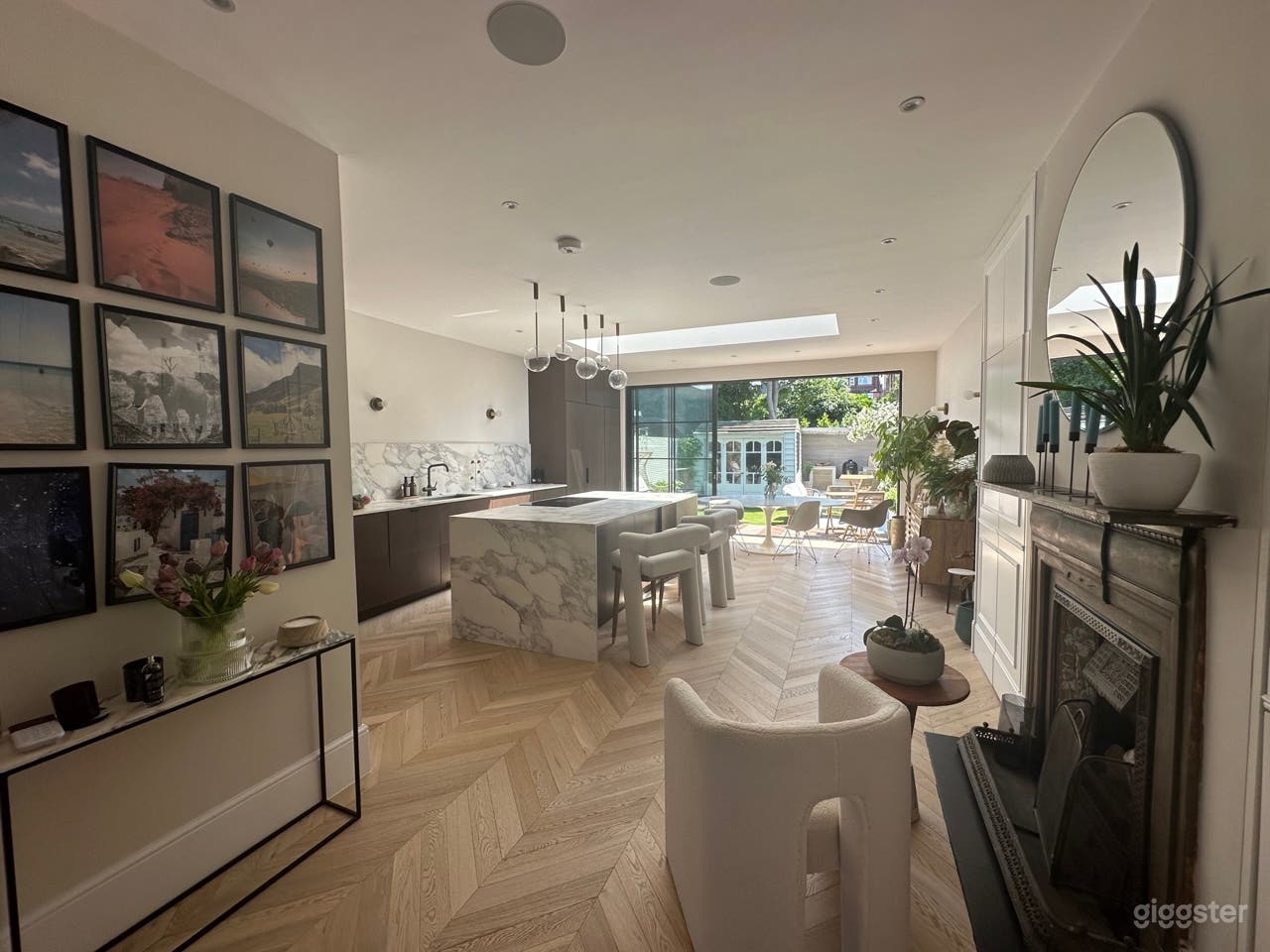 Open plan kitchen/living room