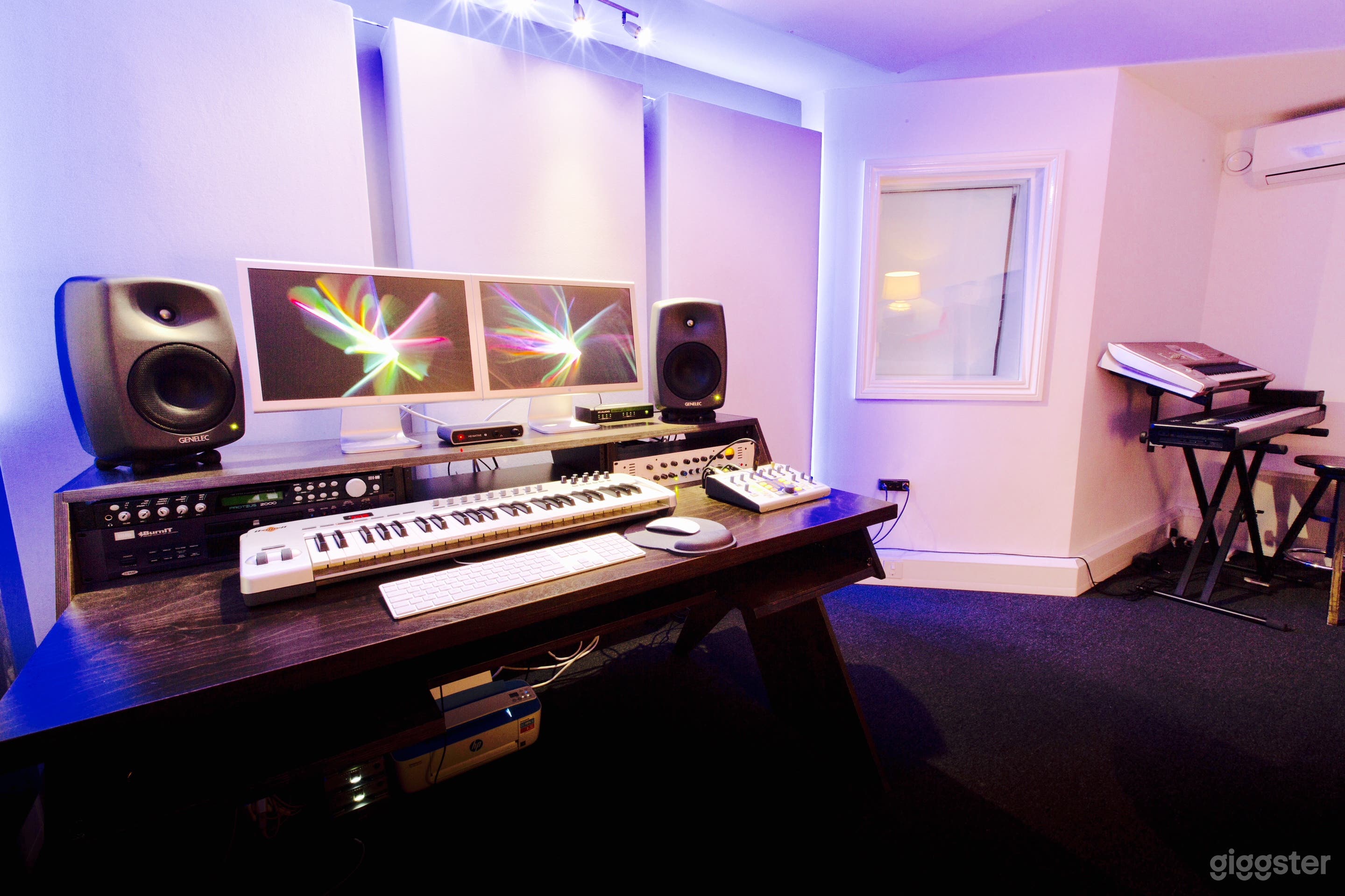 Boutique London Recording Studio Photo 4