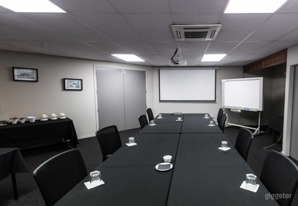 Rotary Conference Room Photo 4