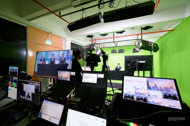  Cyclorama Studio - Photo | Video | Livestream 