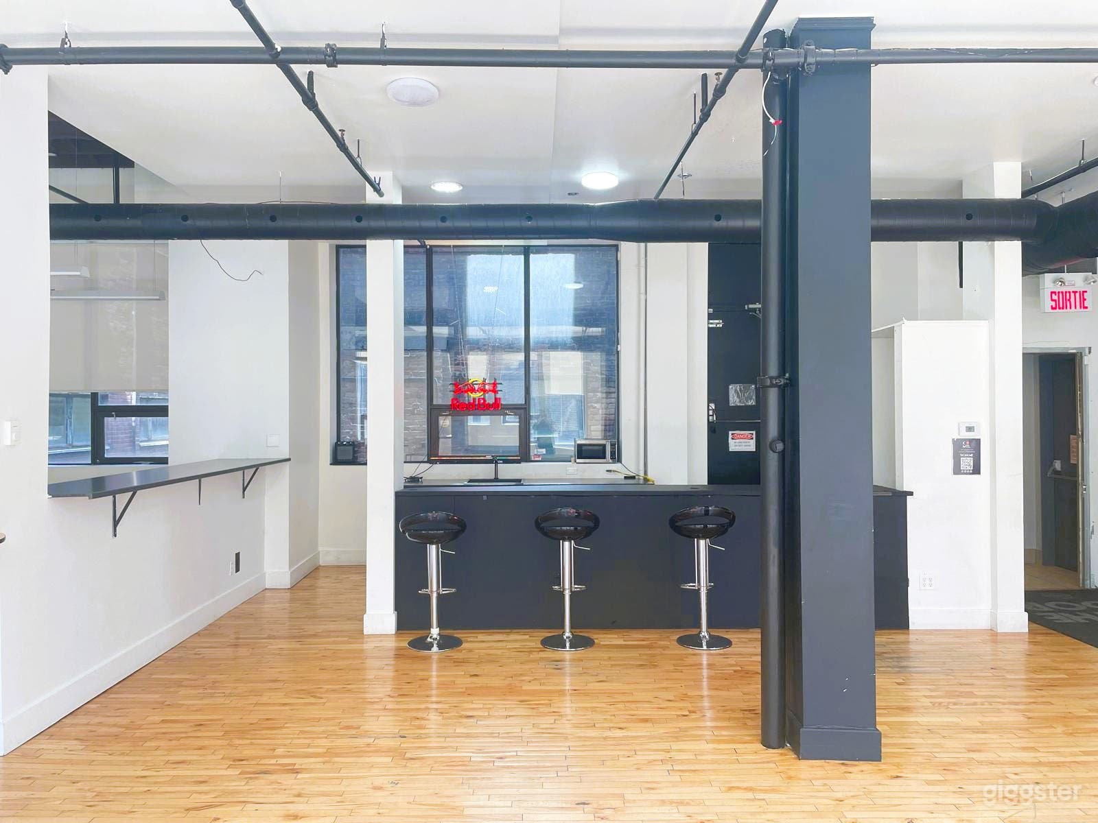 The Hook - Event Space Photo 3