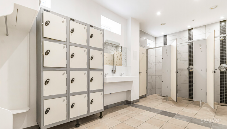  Lovely Therapy Room- NW London 