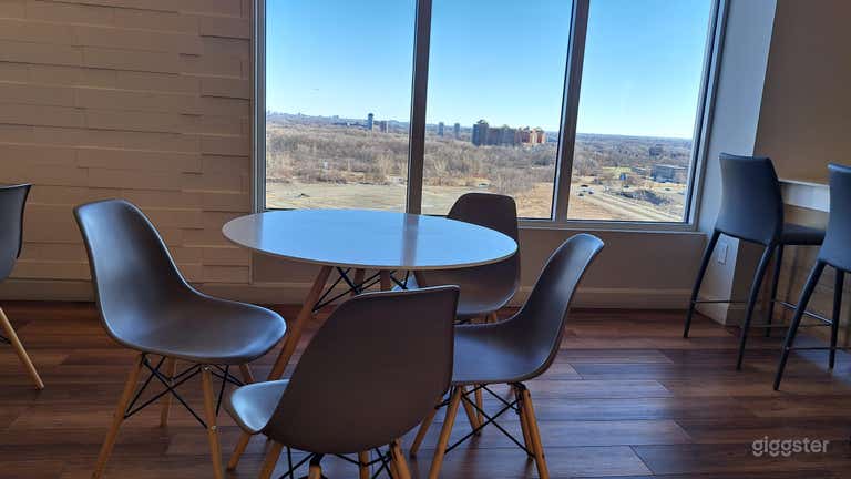  Modern & Stylish Event Space - Filming Location 