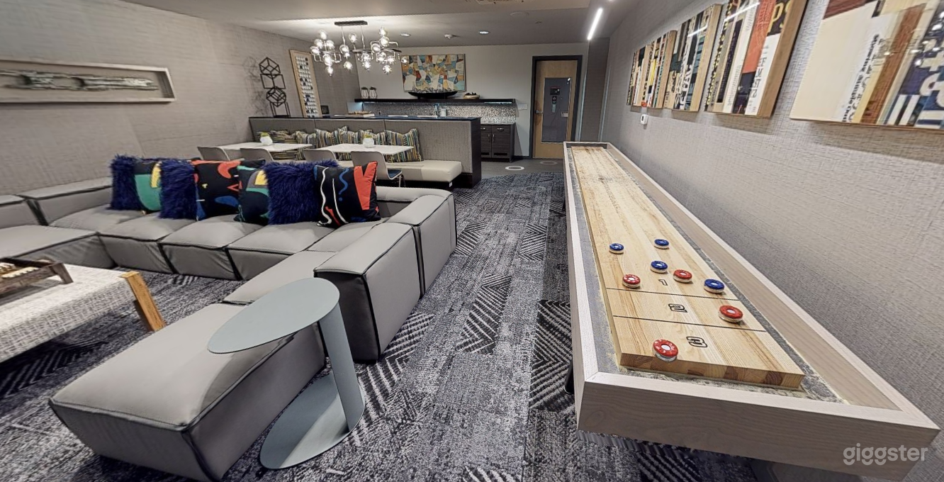 Cozy Media Room in Redmond Photo 4