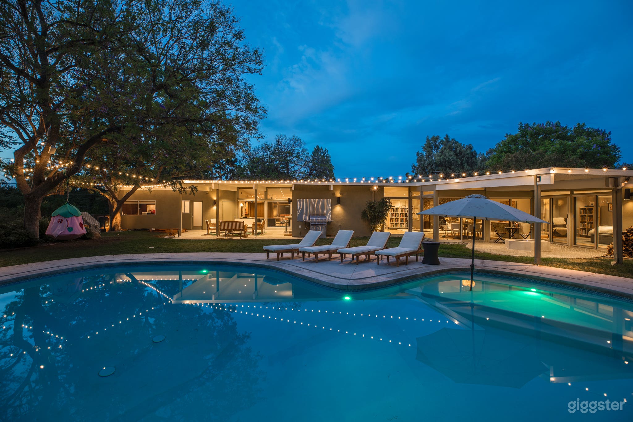 Eclectic Post and Beam Photo 1