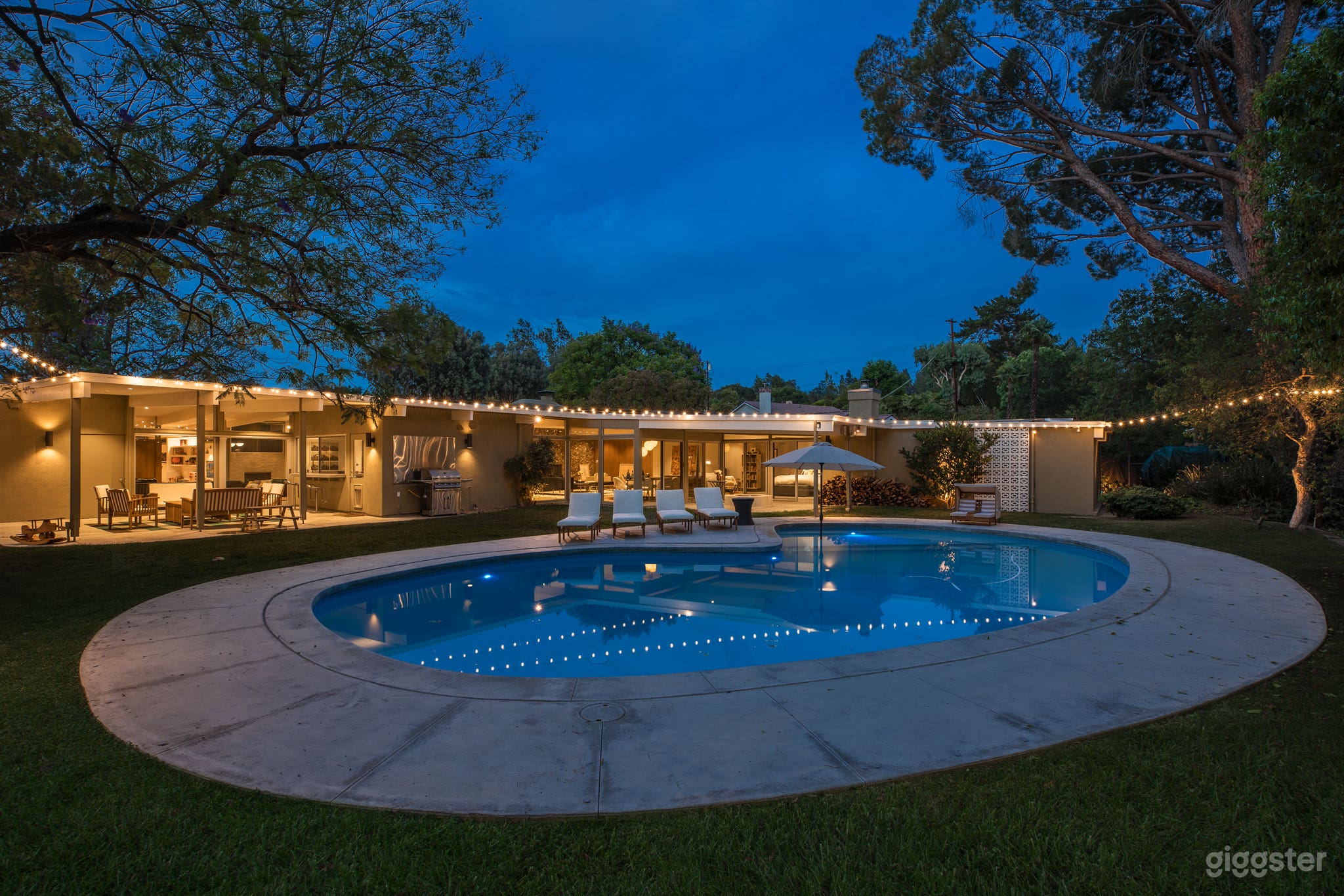 Eclectic Post and Beam Photo 2