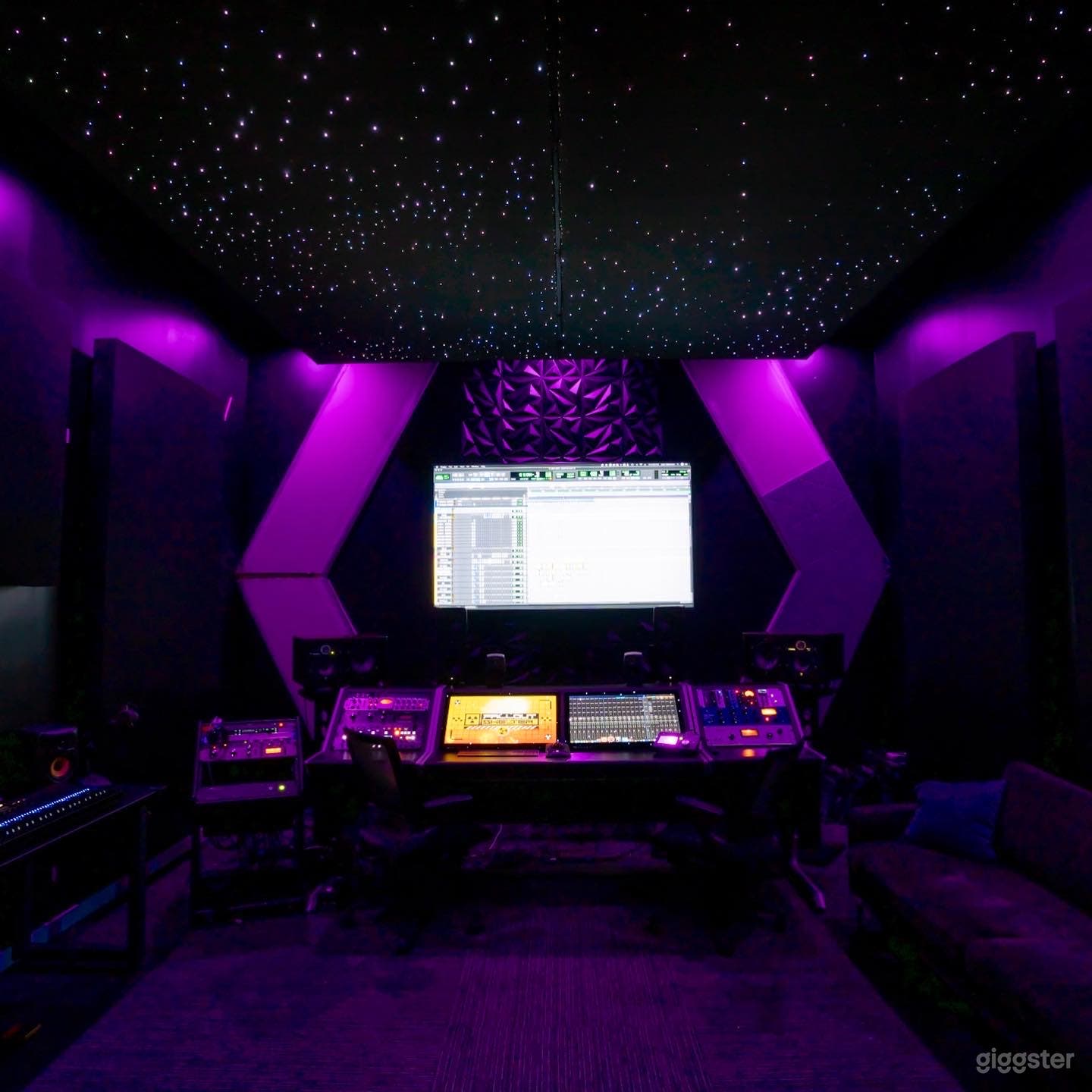 Hollywood Recording Studio: Outdoor Space Photo 4