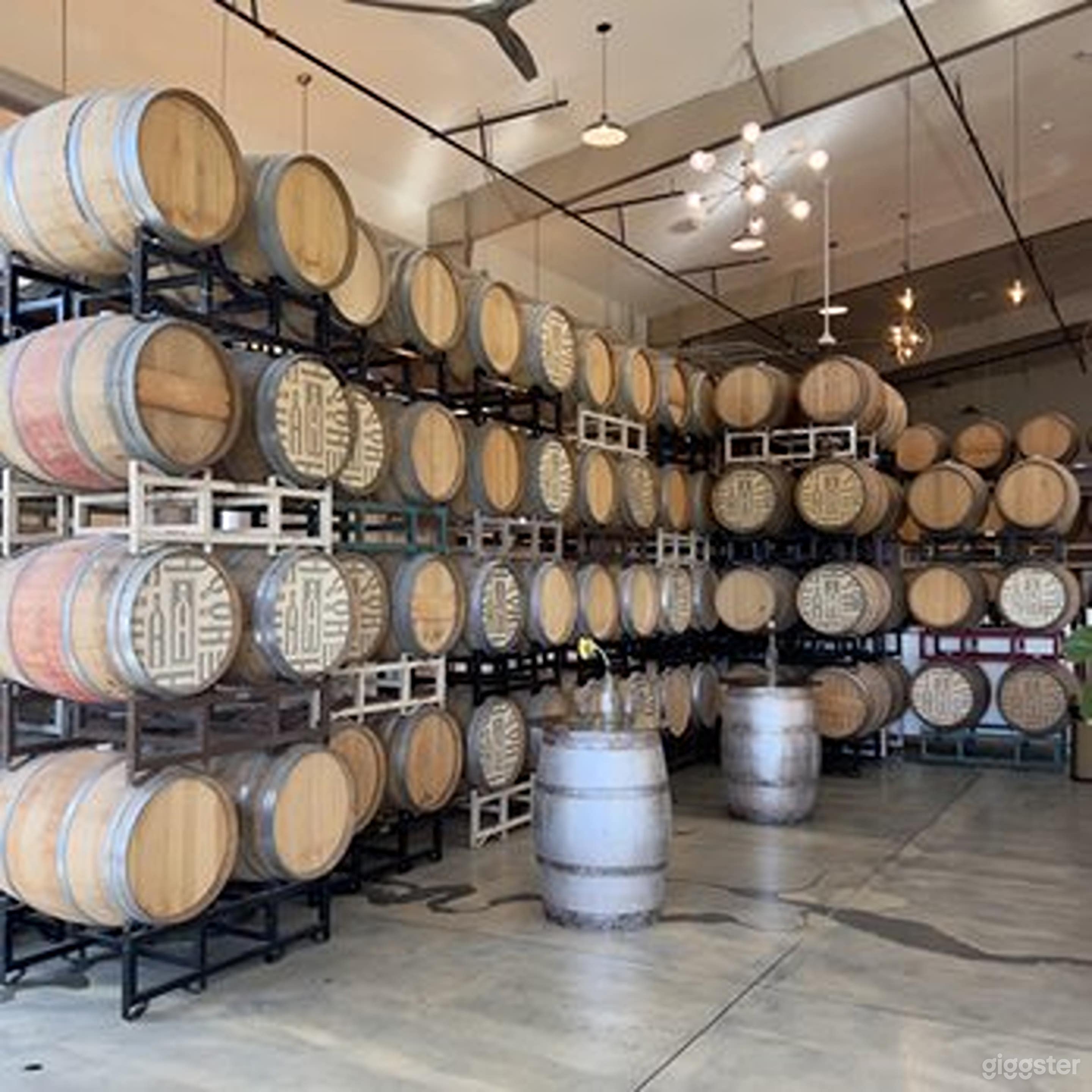 Reserve Tasting Room in a 22-Acre Winery &amp; Vineyard Photo 2