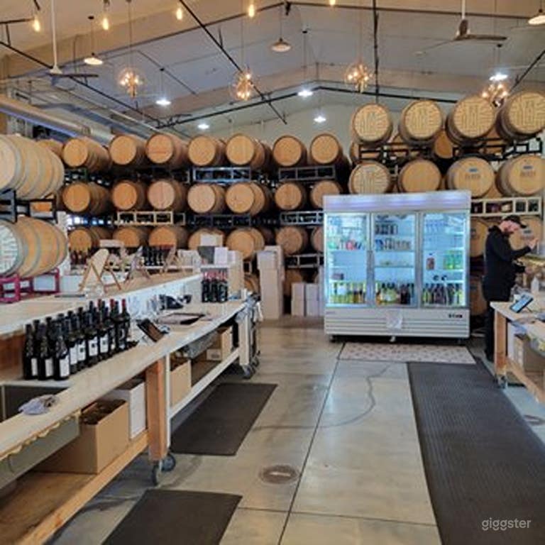  Reserve Tasting Room in a 22-Acre Winery & Vineyard 