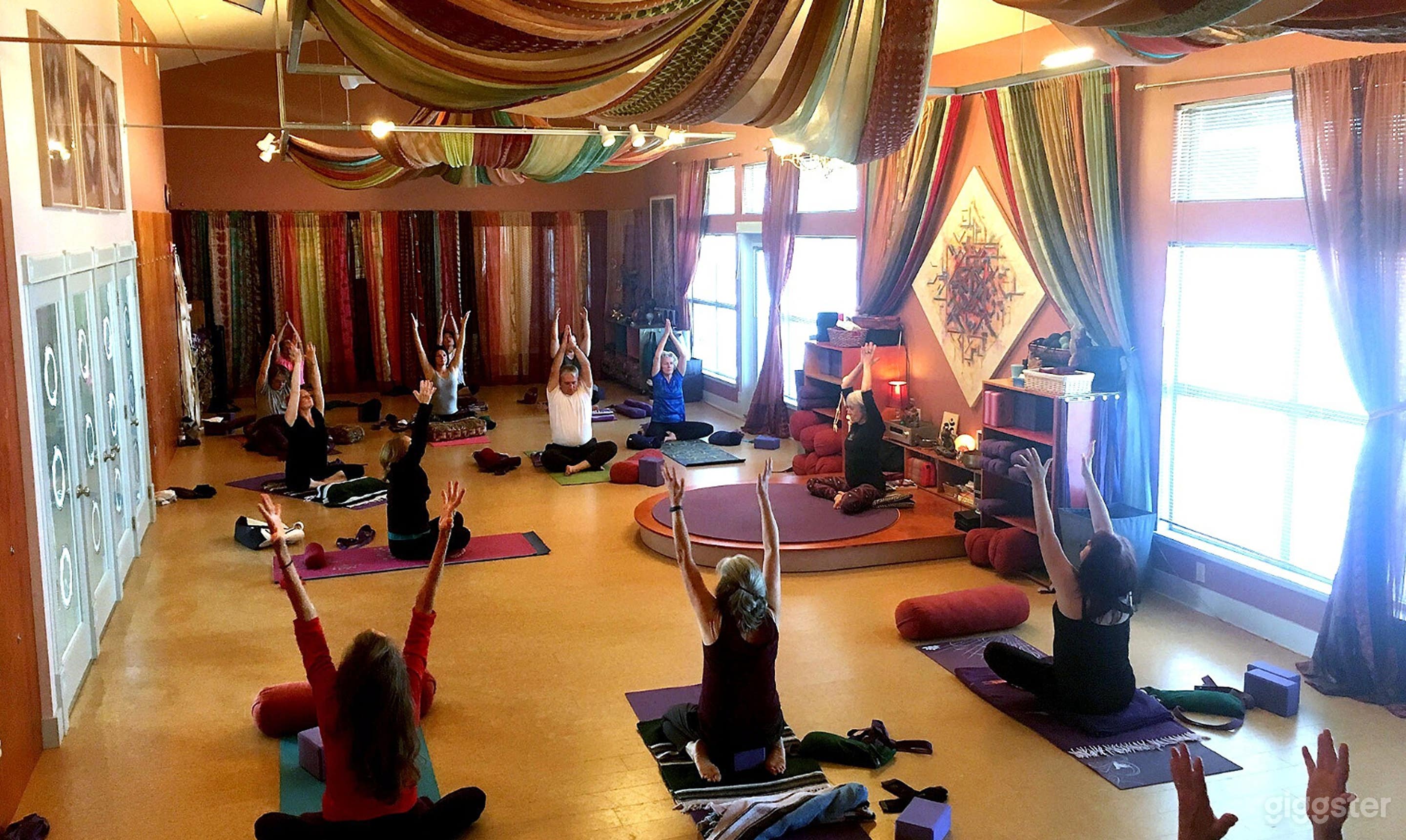 Beautiful Yoga and Dance studio in Snohomish Photo 1
