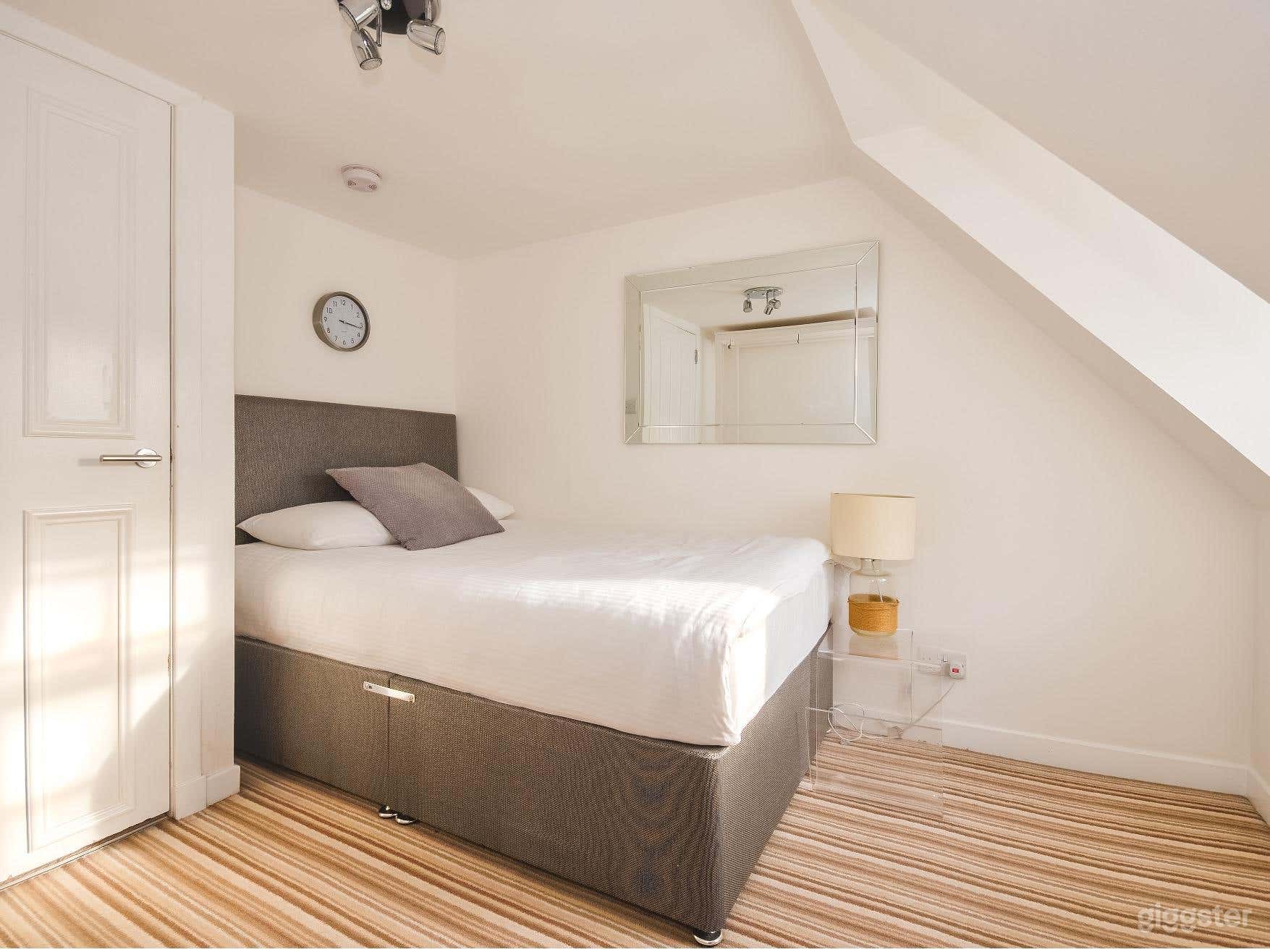 3 Bedroom Premium Apartment Private Bathroom Photo 3