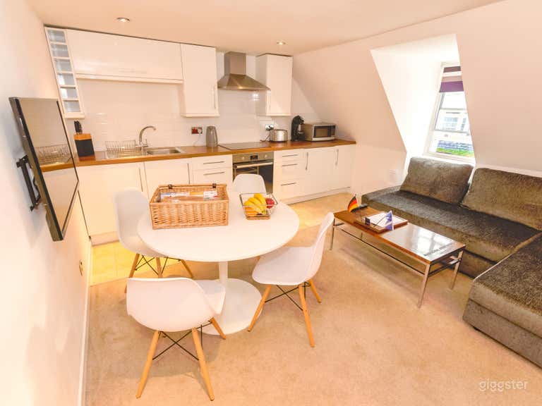  3 Bedroom Premium Apartment Private Bathroom 