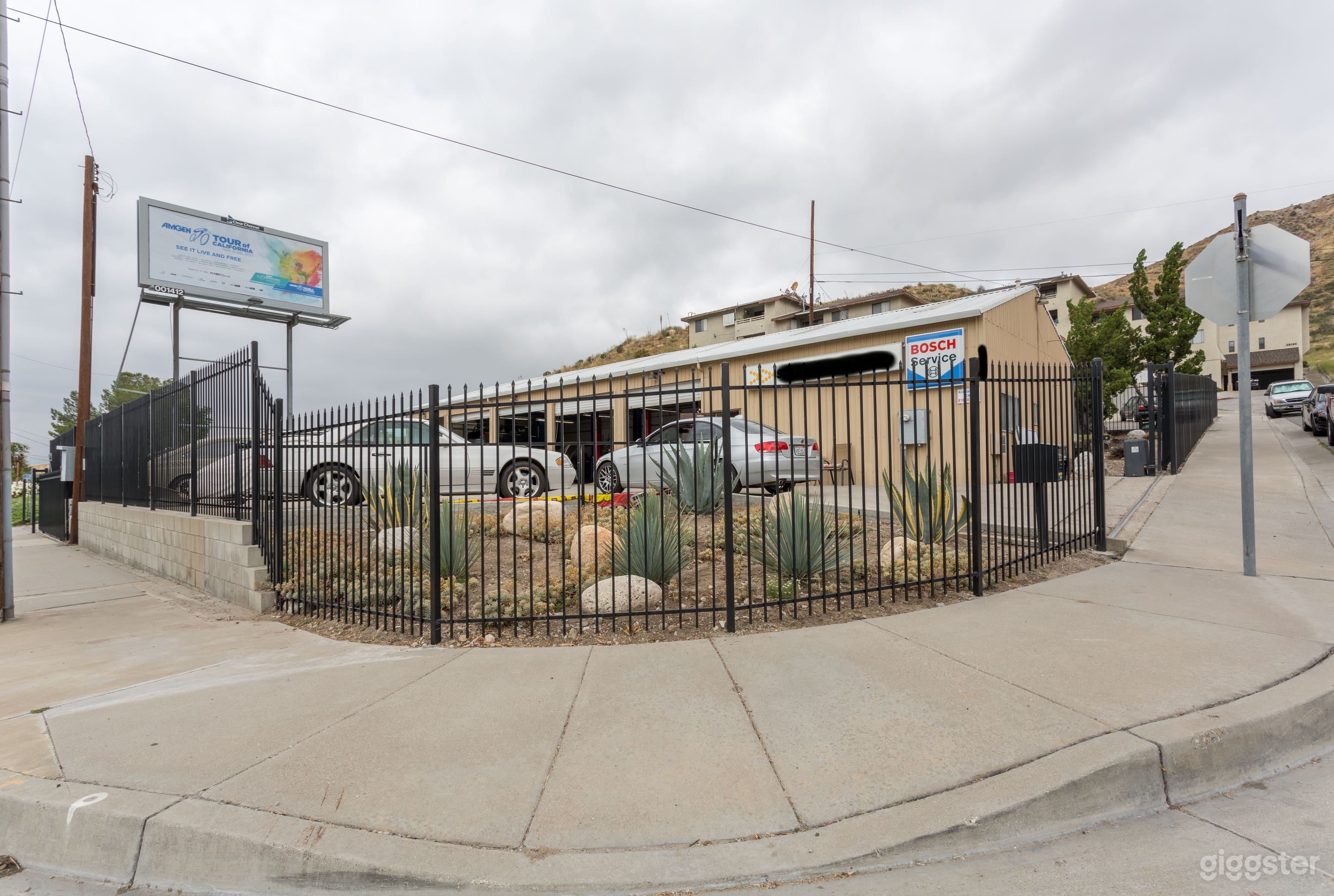 Bright Red, clean, bright, Santa Clarita Auto Shop Photo 4