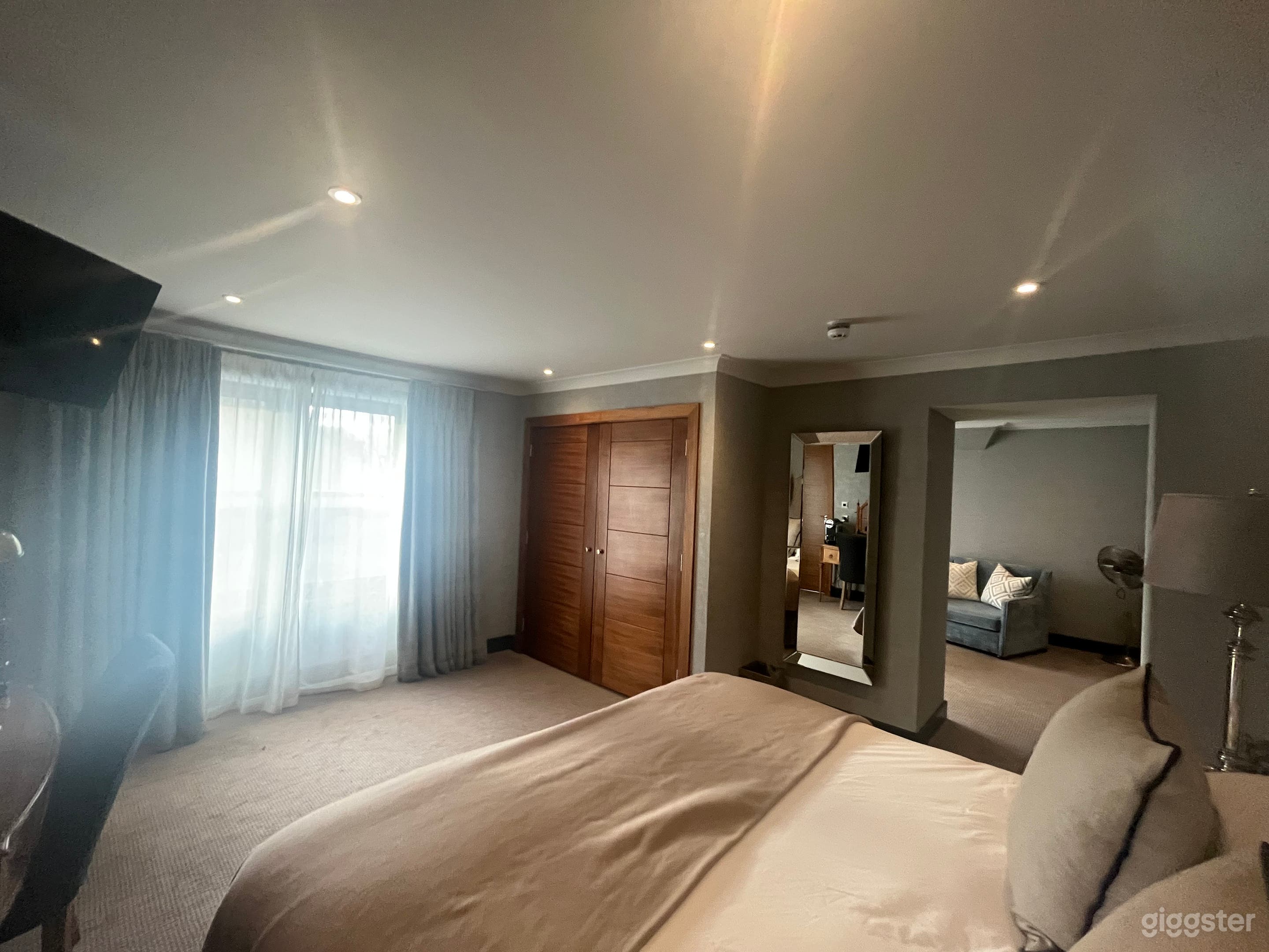 New Course Deluxe Suite Photo 4