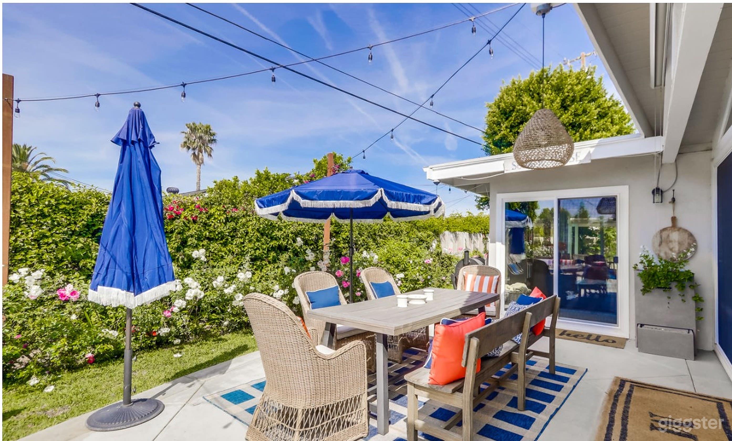 Pool and Jacuzzi Elegance, For Your Film And Production Need Photo 2