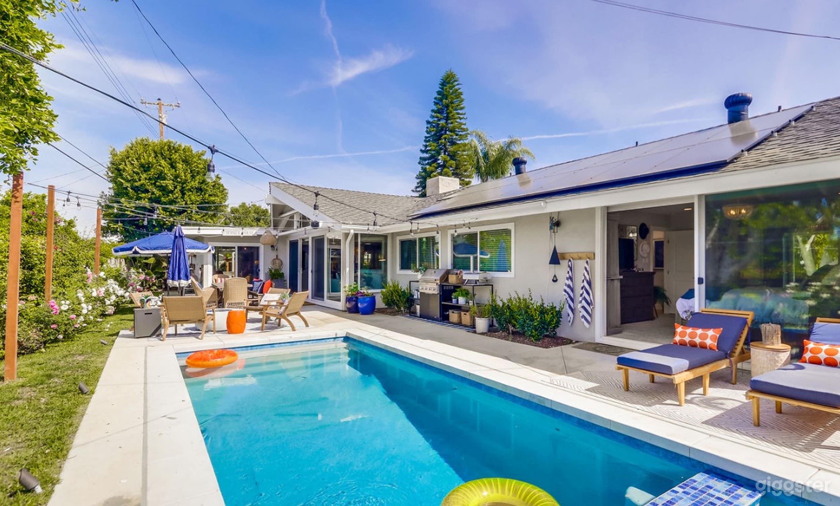 Pool and Jacuzzi Elegance, For Your Film And Production Need Photo 4