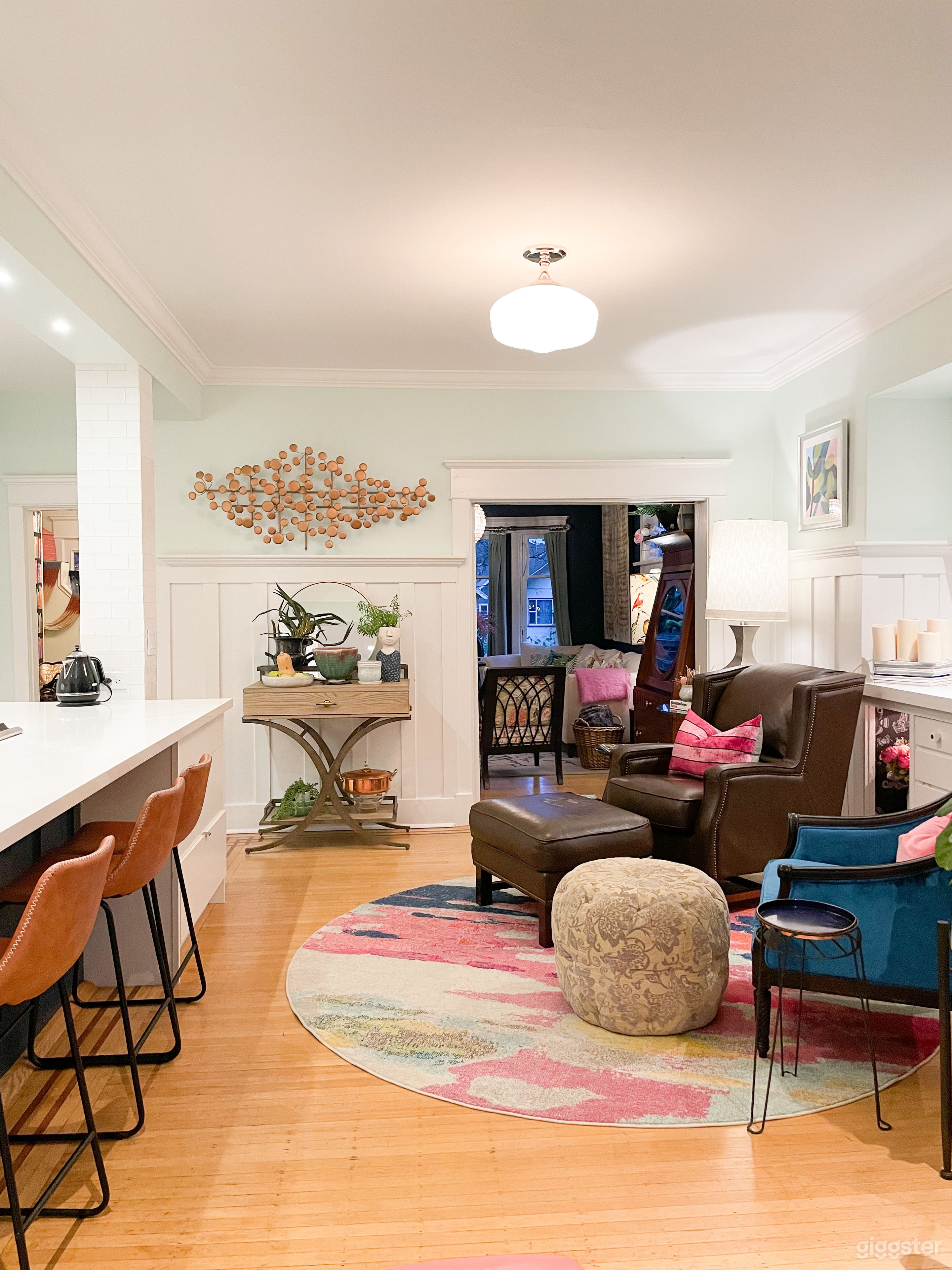 Living room opposite the open kitchen.