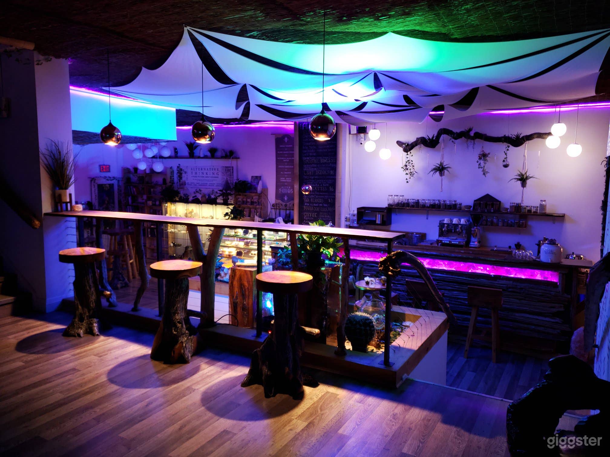 Elixir Bar &amp; Lounge ~ Visionary Venue Photo 1