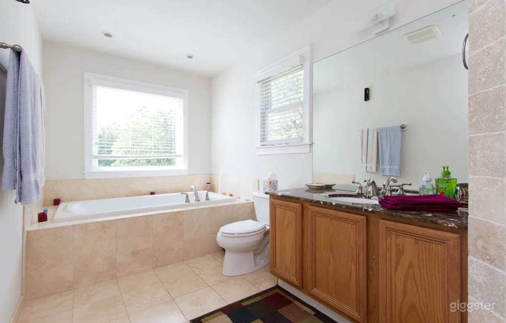 A Quiet Place in the Hamptons Photo 3