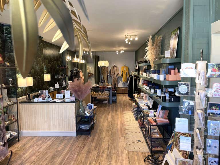  Retiro Boutique Lush & Luxe: Refugio Íntimo y Bien Equipado 